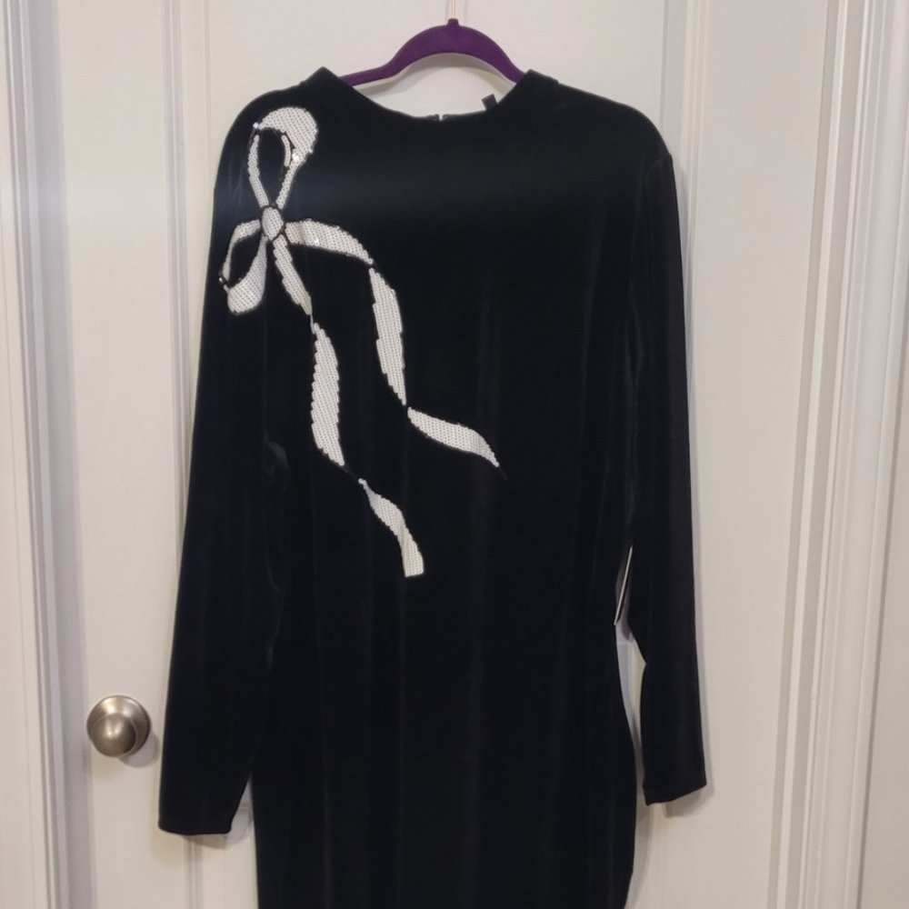 Sequin Bow Applique Dress NWT SIZE 28